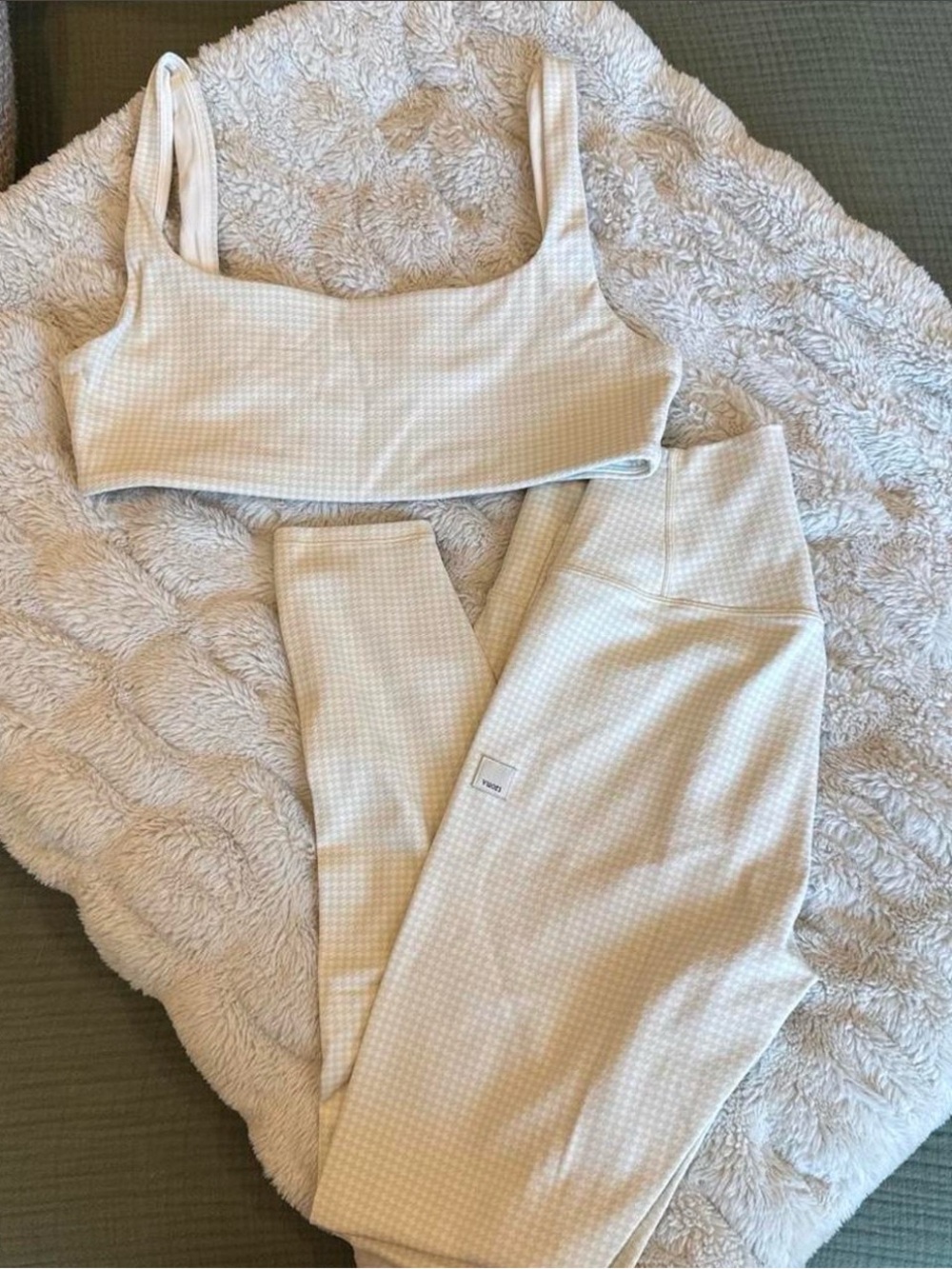 Vuori Cream Ribbed High-Waist Leggings and Crop Tank Set